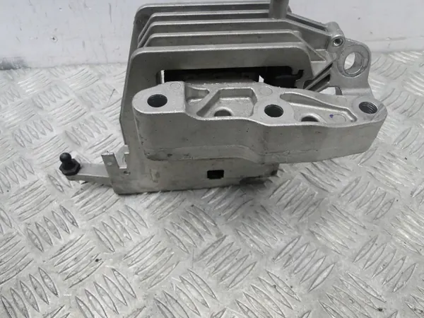 Soporte de motor BMW 1 F40 2019 1.5D 8835572 image 4