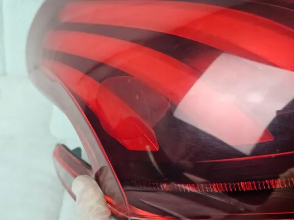 Lámpara Reflector Trasera Izquierda Peugeot 208 I Lift 9810343080 image 3