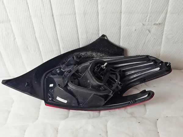 Lámpara Reflector Trasera Izquierda Peugeot 208 I Lift 9810343080 image 8