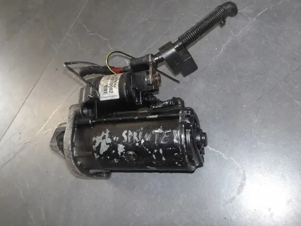 MERCEDES SPRINTER W901 2.2 CDI ARRANQUE image 3