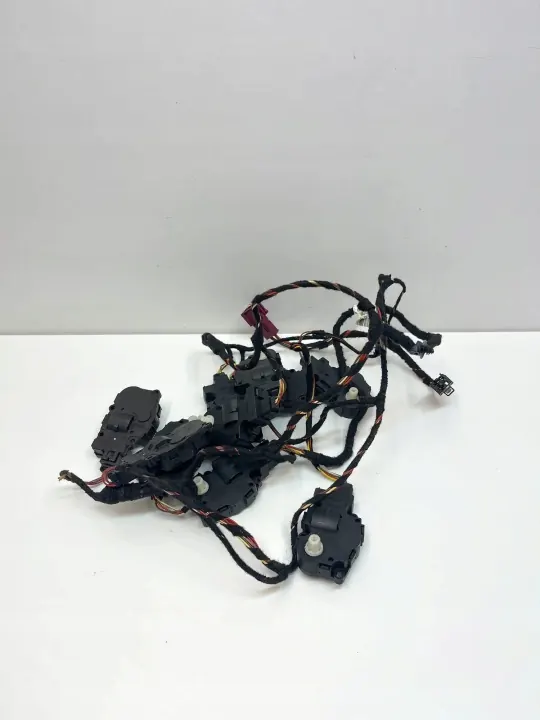 Válvula de control calefacción OEM A2318201215 Mercedes-Benz image 3