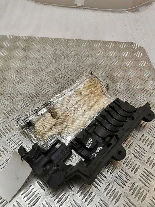 Junta tapa motor Volvo XC90 2018 OEM 31368934 image 2
