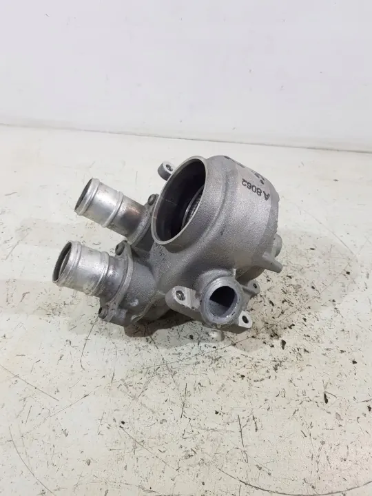 Carcasa Termostato Porsche OEM 94610618031 image 5