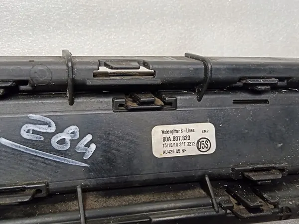 Audi Q5 80A Takapuskuri Diffuusori Spoileri OEM image 9