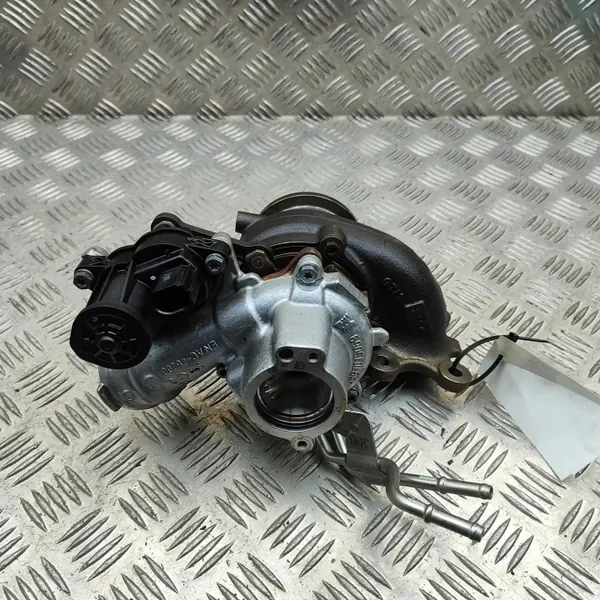 Turbo VW T-Roc (A11) 1.0L 85kW OEM 05C145704 image 2