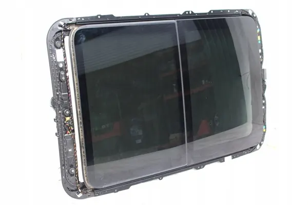 VW Passat B8 Panoramadak OEM bt-cars-20866 Gebruikt image 3