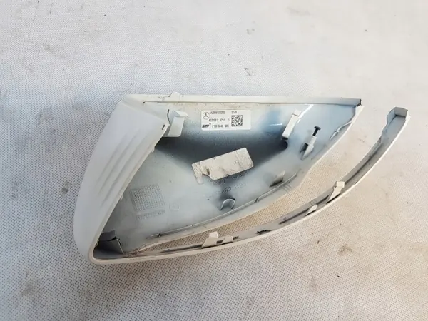 Mercedes Spiegelbehuizing Rechts OEM A0998108200 image 8