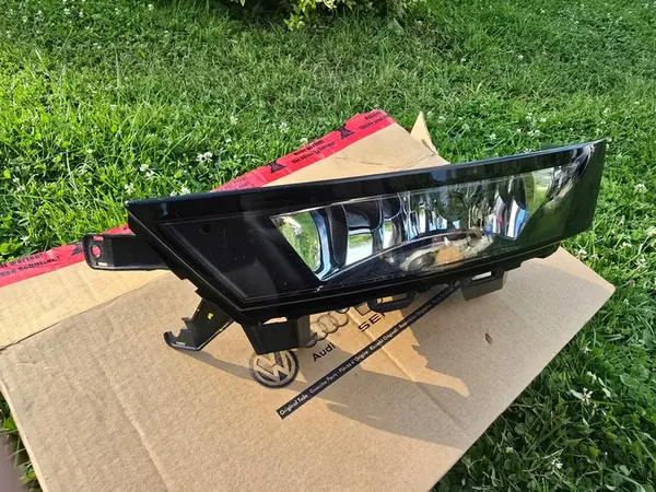 SKODA RAPID LIFT 2017-2022 LÂMPADA HALÓGENA DIREITA 5JA941699D image 2