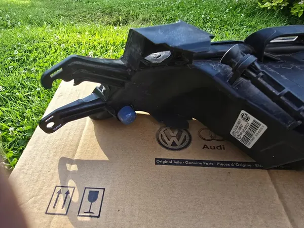 SKODA RAPID LIFT 2017-2022 LÂMPADA HALÓGENA DIREITA 5JA941699D image 6