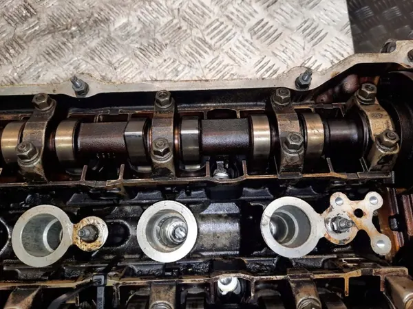 Cabeça de árvore de cames VANOS OEM 1436793 BMW M52B25 image 4