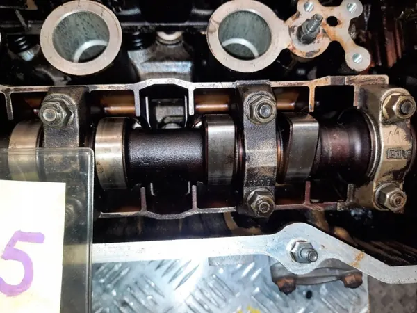 Cabeça de árvore de cames VANOS OEM 1436793 BMW M52B25 image 5