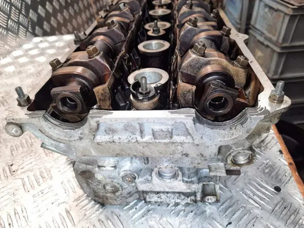 Cabeça de árvore de cames VANOS OEM 1436793 BMW M52B25 image 9