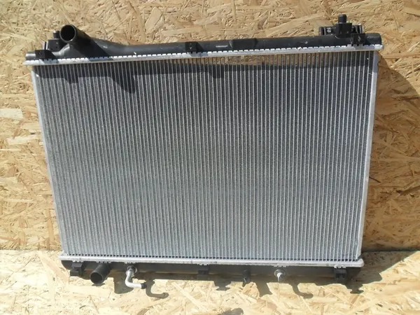 Vattensradiator Suzuki Grand Vitara Automat image 3