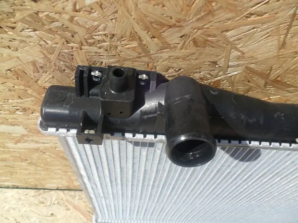 Vattensradiator Suzuki Grand Vitara Automat image 6