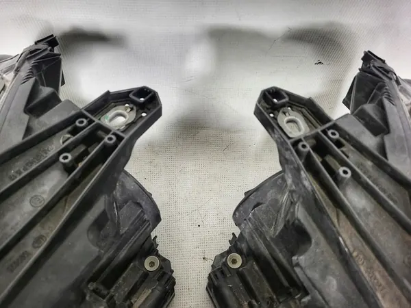 MERCEDES B-Klasse W246 Bi-Xenon LED ILS Links + Rechts image 10