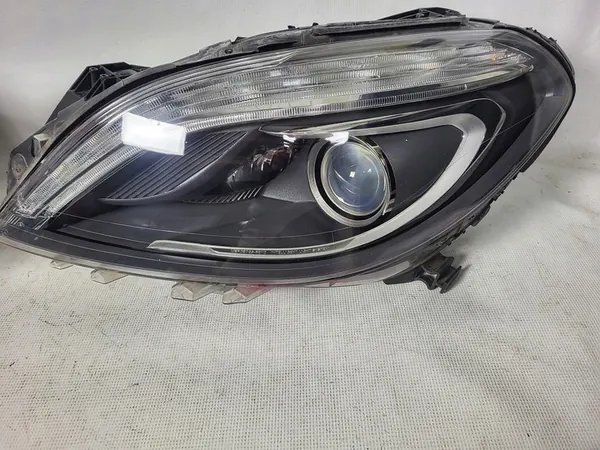 MERCEDES B-Klasse W246 Bi-Xenon LED ILS Links + Rechts image 3