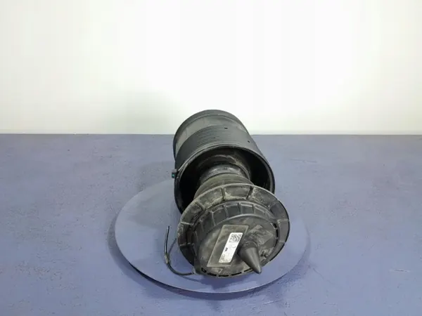 Audi Q7 Taka-ilmajousi vasen OEM 4M0616001AA image 3