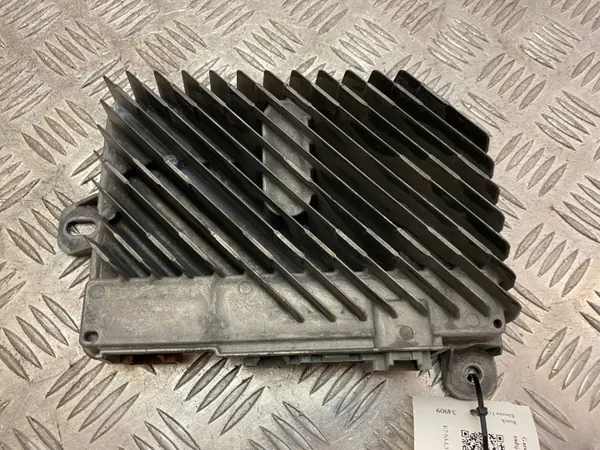 Buick Encore I 2018 Äänenvahvistin OEM 42555409 image 2