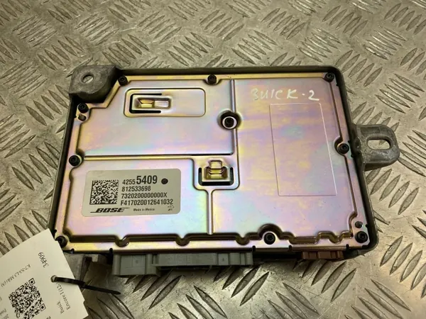 Buick Encore I 2018 Äänenvahvistin OEM 42555409 image 4