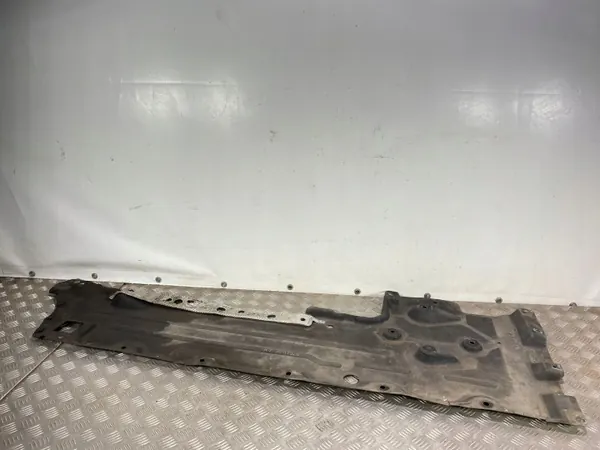 OEM 50549796 Escudo lateral esquerdo para Alfa Romeo image 4