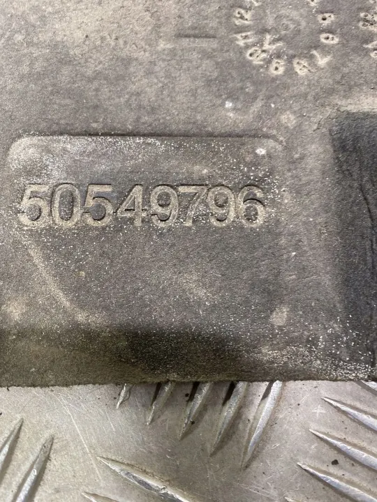 OEM 50549796 Escudo lateral esquerdo para Alfa Romeo image 9