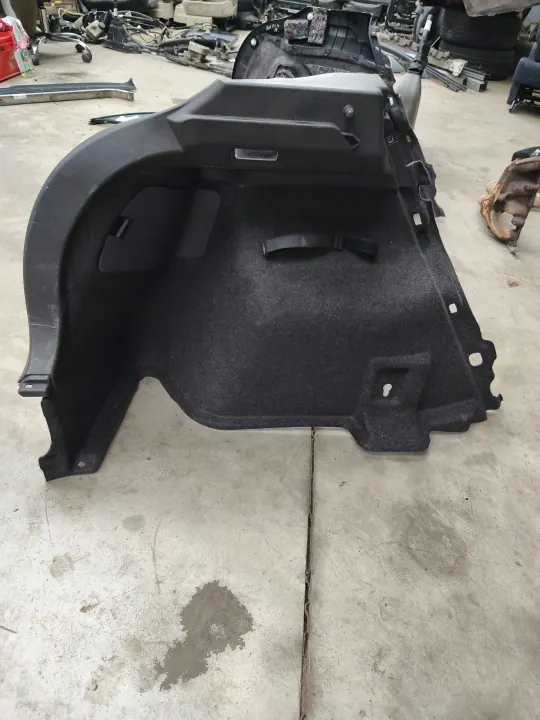 Toyota Auris I Lift kofferbakmat OEM 64734-02040 image 4