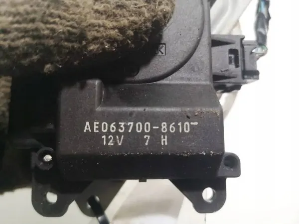 OEM AE0637008610 Värmefläns Seat Leon 1.6L image 3