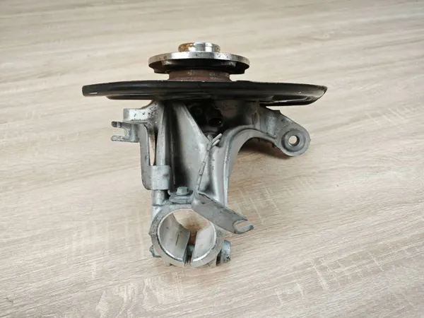 Moyeu Roue Avant Droit OEM 5Q0407258C - SEAT image 4