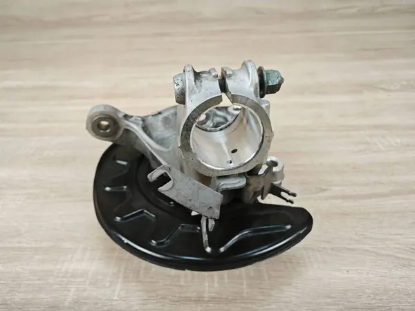 Moyeu Roue Avant Droit OEM 5Q0407258C - SEAT image 7