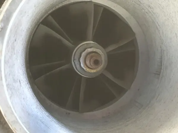 Turboaggregat AUDI A5 8T 2.7 TDI OEM 059145721B image 7