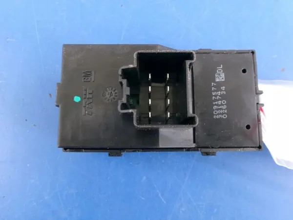 FENSTERHEBER-SCHALTERPANEL CHEVROLET CRUZE J300 20917577 image 2