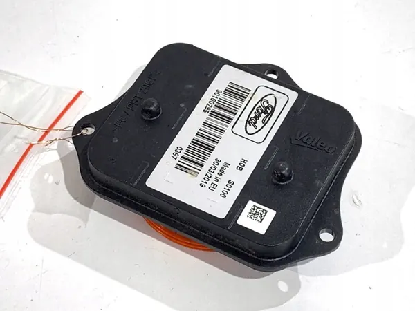 Scheinwerferverstellmodul Ford Kuga II SUV 90100295 image 2