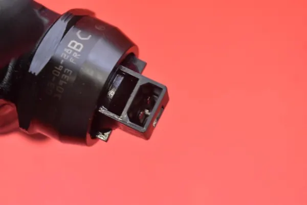 Pompe d'injection OEM 038130073AJ pour VW Beetle 1.9 TDI image 8