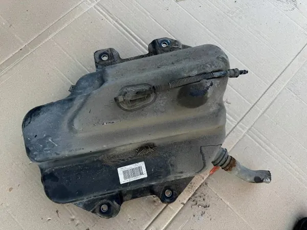 Mercedes AdBlue-pomp OEM A0994710275 voor Vito V220d image 3