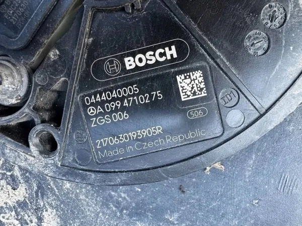 Mercedes AdBlue-pomp OEM A0994710275 voor Vito V220d image 5