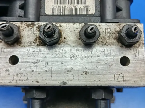 ABS-pump OEM 8E0614517BF för Audi A4 B7 - Begagnad image 8