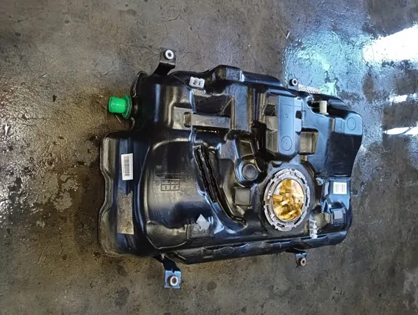 Polttoainesäiliö OEM A2460039899 Mercedes A-luokka W176 image 4
