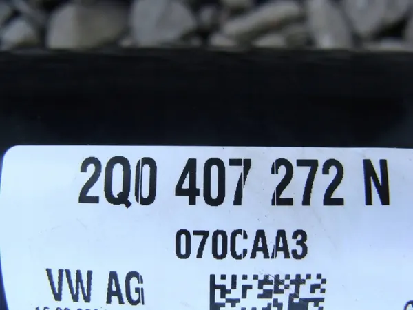 Höger halvmuff Seat Skoda VW Audi 2Q0407272N image 4