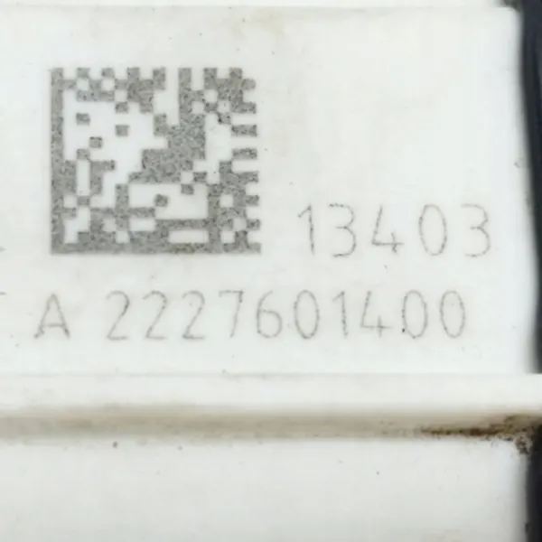 Dörrlåsaktuator fram höger Mercedes W222 A2227601400 image 8