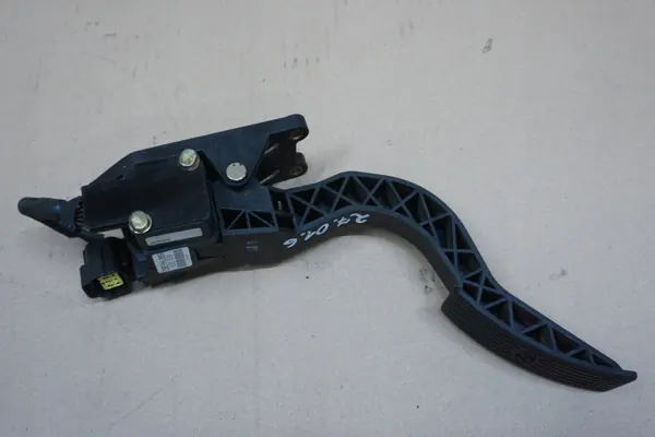 Hyundai Terracan gaspedaal OEM 27016 - Gebruikt image 5
