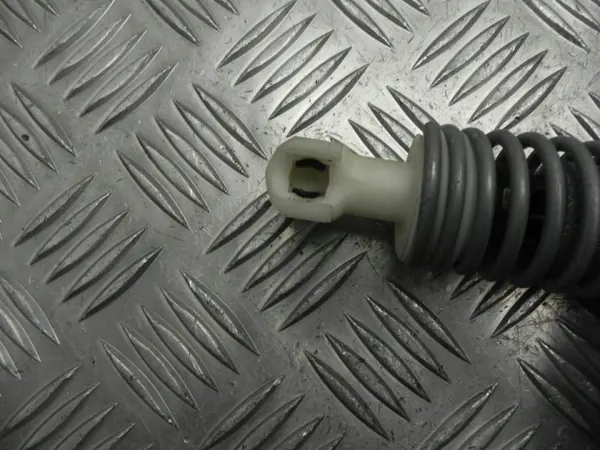 Ressort à gaz OEM 7366403 pour BMW Série 5 2019 image 3