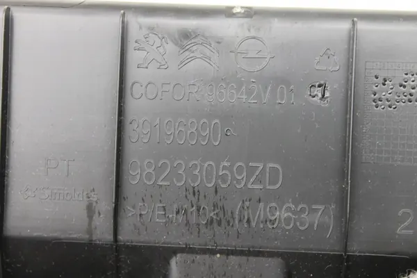 OEM 98233059ZD Protector de maletero para Opel Corsa F 2022 image 9