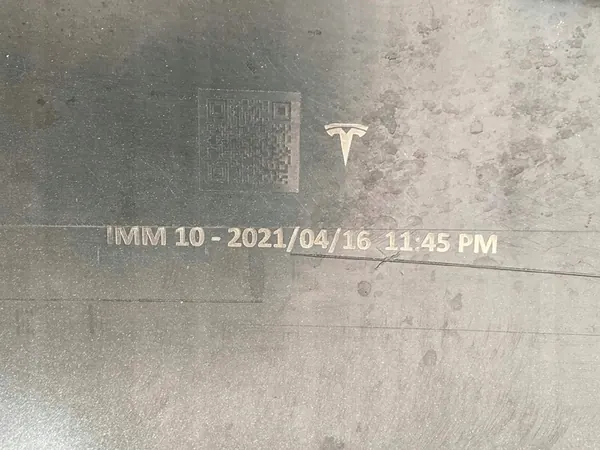 TESLA MODEL 3 Paraurti Anteriore 1084168-S0-E image 9
