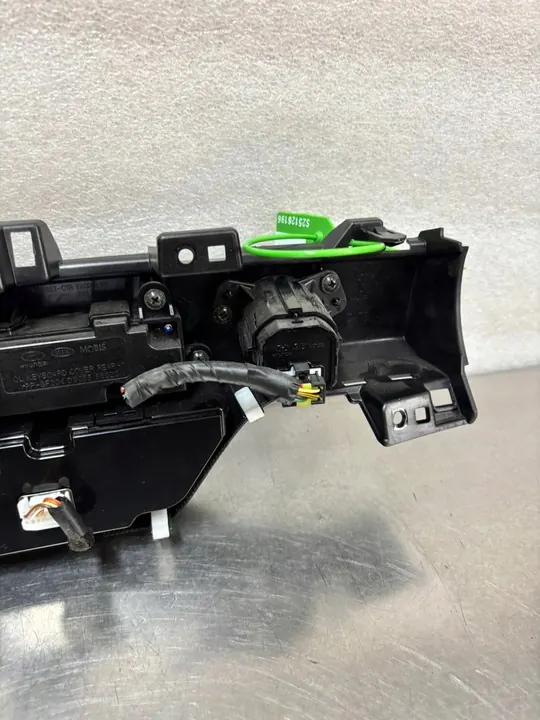 Airconditioning Ventilatiepaneel KIA Sportage IV 97250-F1400FHV image 7
