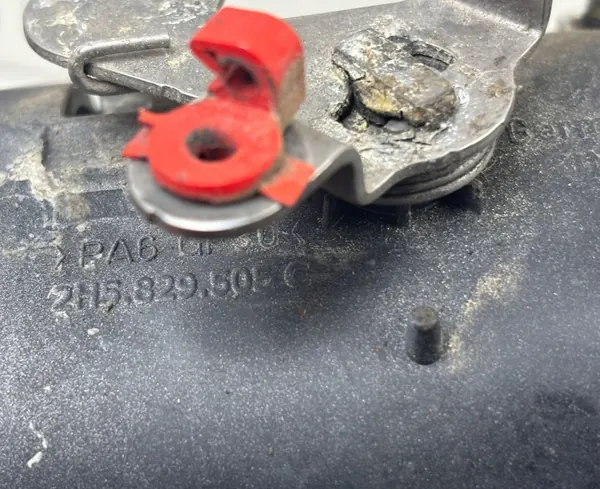 Bakluckhandtag OEM 2H5829505C - Begagnad image 3