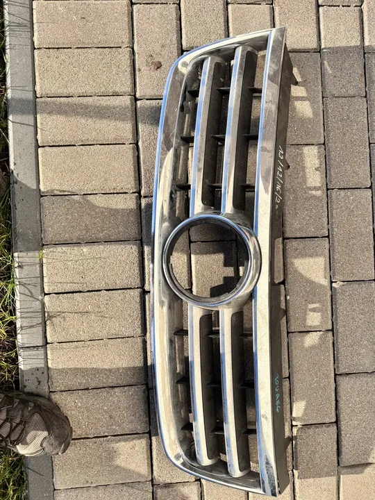 VW TOURAN 5TA GRILL pod radar image 2