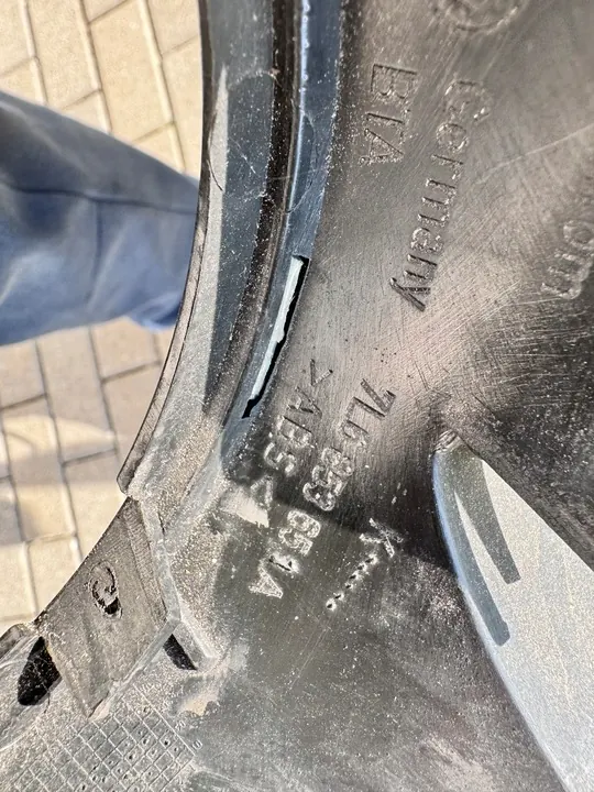 VW TOURAN 5TA GRILL pod radar image 5