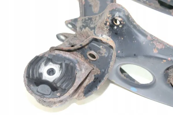 Mercedes W210 Bakre Upphängningskonsol A2103503708 image 7