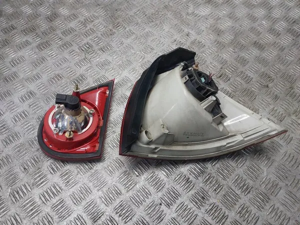 VÄNSTER BAKLJUS VOLKSWAGEN GOLF V HB 1K6945095N image 3