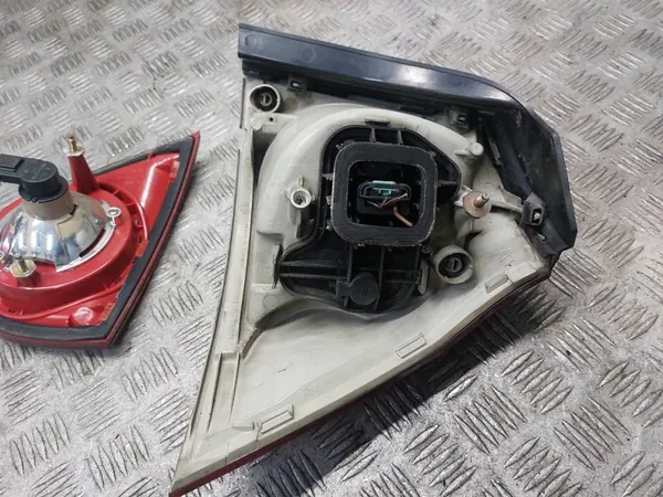 VÄNSTER BAKLJUS VOLKSWAGEN GOLF V HB 1K6945095N image 5